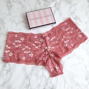Victoria’s Secret Lace Sexy Shortie Boyshorts Panty